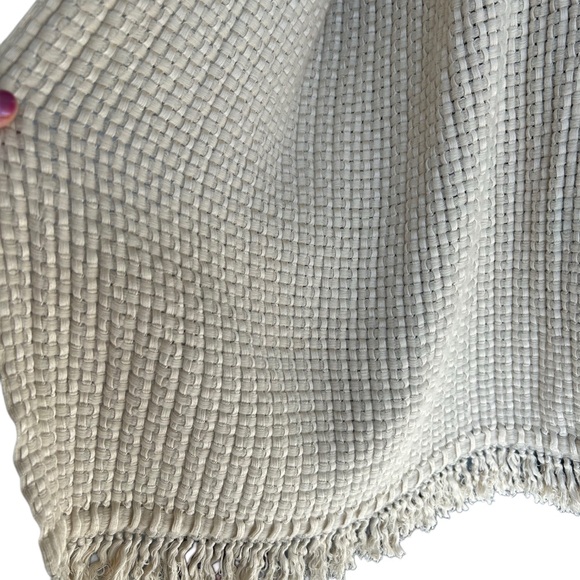 Bajra Cream Woven scarf - Picture 3 of 4